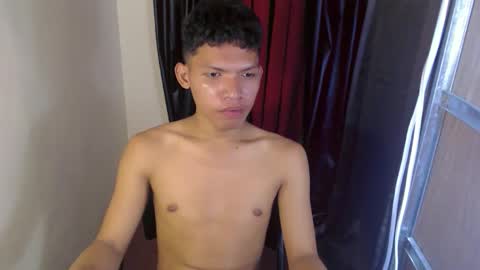 janlloyd04 online show from 10/23/25, 06:17