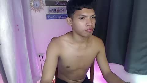 janlloyd04 online show from 11/09/25, 11:47