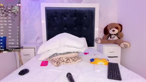 Janna online show from 01/29/25, 02:10
