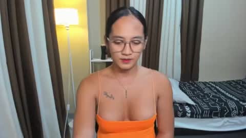 Snapshot of jannahsofuck chatting on 06/14/26, 05:20 ur jannah so fuck online show from 06/14/26, 05:20