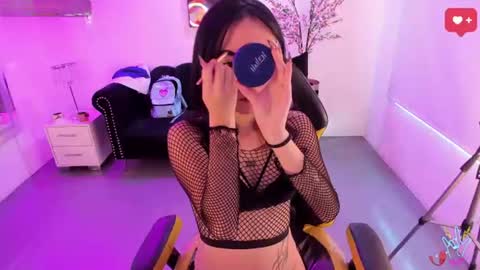          online show from 07/18/26, 07:50