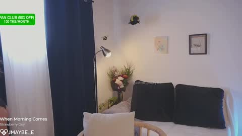 Snapshot of janne_maybe chatting on 09/27/25, 03:17 jmaybe e online show from 09/27/25, 03:17