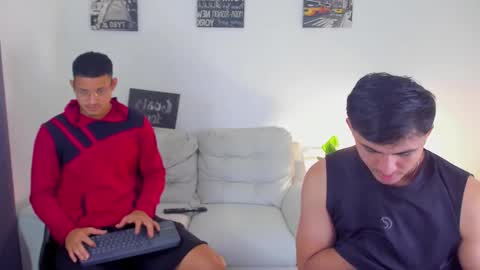 Snapshot of janomar01 chatting on 11/30/25, 12:20 janomar01 online show from 11/30/25, 12:20