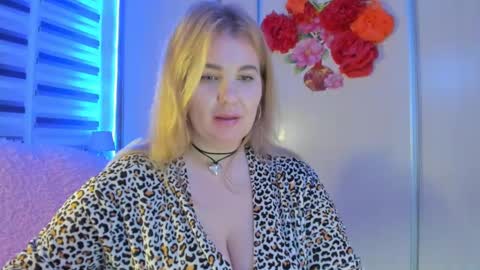 JansyLines online show from 12/11/24, 02:41