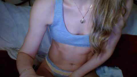 Snapshot of januarydaze chatting on 11/14/25, 07:18 the small pp whisperer ball puncher online show from 11/14/25, 07:18