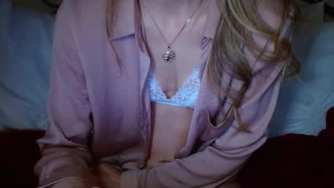 Snapshot of januarydaze chatting on 11/16/25, 06:52 the small pp whisperer ball puncher online show from 11/16/25, 06:52