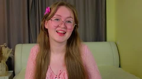 Snapshot of januarymaslin chatting on 10/25/25, 08:47 januarymaslin online show from 10/25/25, 08:47