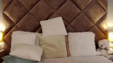 jaquelinemerlot online show from 10/17/25, 06:27