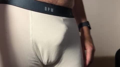 Snapshot of jarabedecereza chatting on 10/23/25, 05:33 MRA online show from 10/23/25, 05:33