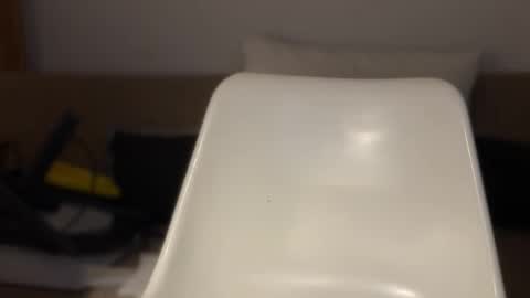 Snapshot of jarabedecereza chatting on 11/30/25, 05:11 MRA online show from 11/30/25, 05:11