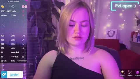 Snapshot of jarehn chatting on 09/09/25, 06:35 Jaren online show from 09/09/25, 06:35