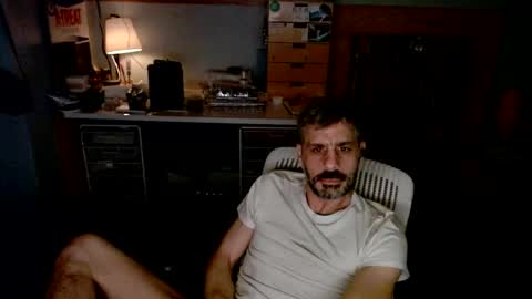 Snapshot of jareth_returns chatting on 02/25/25, 05:52 jareth_returns online show from 02/25/25, 05:52