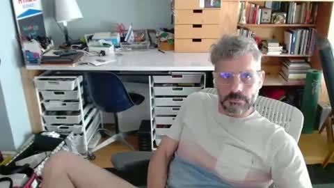 Snapshot of jareth_returns chatting on 09/21/25, 07:15 jareth_returns online show from 09/21/25, 07:15