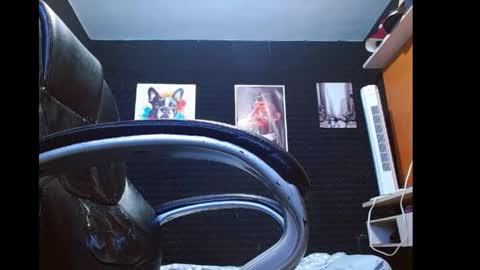 Snapshot of jarod131675 chatting on 09/17/25, 09:49 jarod online show from 09/17/25, 09:49