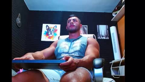 Snapshot of jarod131675 chatting on 10/10/25, 09:36 jarod online show from 10/10/25, 09:36