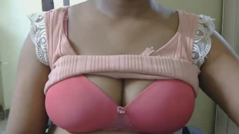 jasmeen online show from 06/30/26, 08:10