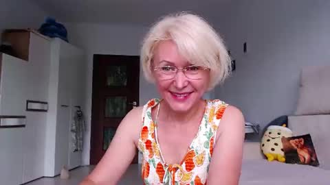 Jasmin room for people 40 online show from 06/11/26, 05:49