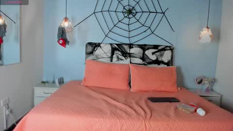 jasmin__rose online show from 10/26/25, 05:35