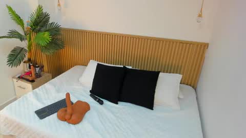 Snapshot of jasmin_evano29 chatting on 06/02/26, 05:37 online show from 06/02/26, 05:37
