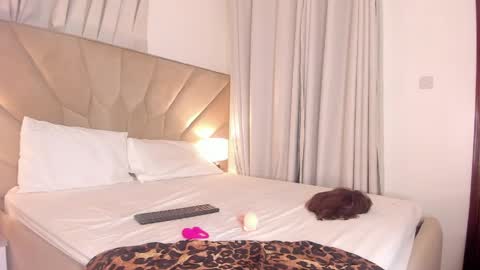 Snapshot of jasmin_melons chatting on 04/18/26, 02:59 jasmin_melons online show from 04/18/26, 02:59