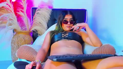 jasmin trans femboy ebony bigcock online show from 01/09/25, 05:54