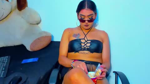 jasmin trans femboy ebony bigcock online show from 02/06/25, 12:05