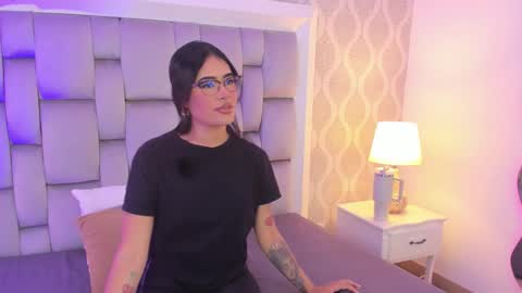 Jasmine online show from 09/25/25, 07:17