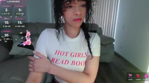 Snapshot of jasmine_019 chatting on 10/22/25, 06:51 J- next transmission december 4 online show from 10/22/25, 06:51