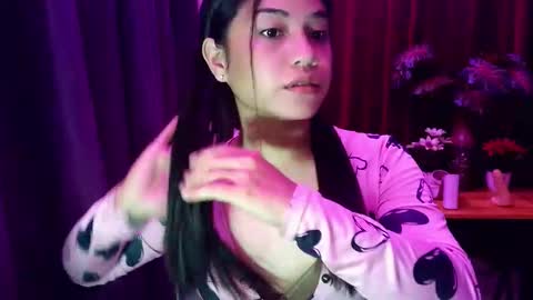 JASMINE online show from 05/25/26, 02:06