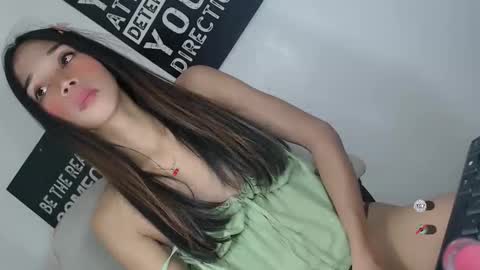 Snapshot of jasmine_on_live chatting on 03/06/26, 06:37 CUTE JANNA online show from 03/06/26, 06:37