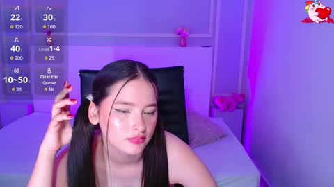 Snapshot of jasminebella0 chatting on 02/26/25, 12:05 Jazmin online show from 02/26/25, 12:05