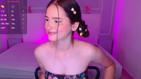 Snapshot of jasminebella0 chatting on 03/02/25, 11:42 Jazmin online show from 03/02/25, 11:42