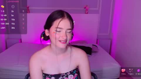 Snapshot of jasminebella0 chatting on 03/03/25, 02:47 Jazmin online show from 03/03/25, 02:47