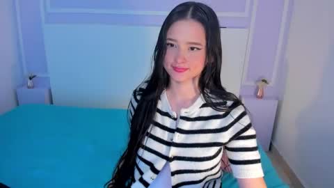 Snapshot of jasminebella0 chatting on 10/03/25, 07:33 Jazmin online show from 10/03/25, 07:33