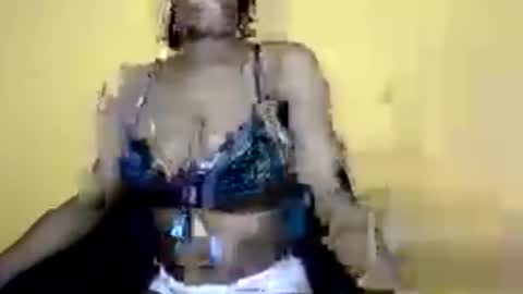 jasminee21 online show from 08/05/26, 12:41