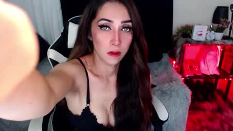 lavander  not for free show  online show from 12/21/24, 10:50