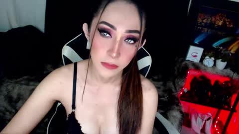 lavander  not for free show  online show from 02/14/25, 08:21