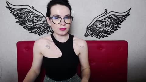 JasmineKouch online show from 02/08/25, 03:52