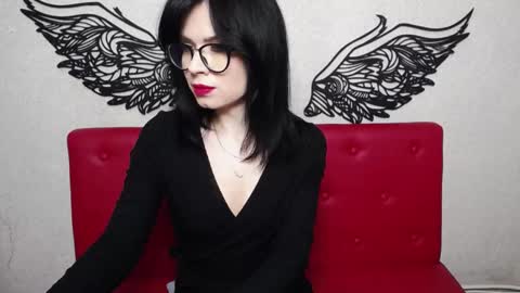 JasmineKouch online show from 02/08/25, 06:22