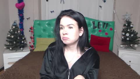 Snapshot of jasminekouch chatting on 01/13/26, 06:24 JasmineKouch online show from 01/13/26, 06:24