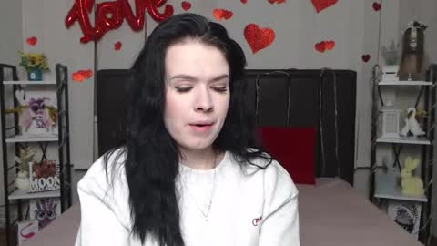 Snapshot of jasminekouch chatting on 02/01/26, 06:23 JasmineKouch online show from 02/01/26, 06:23