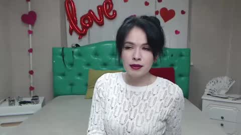 Snapshot of jasminekouch chatting on 04/11/26, 05:45 JasmineKouch online show from 04/11/26, 05:45