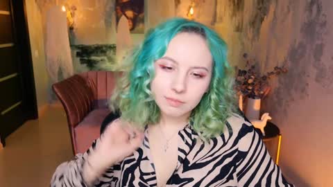 Jasmine online show from 12/03/24, 11:22