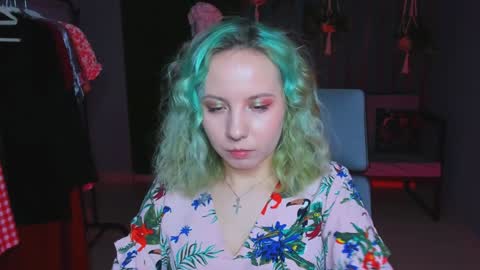 Jasmine online show from 12/12/24, 11:18