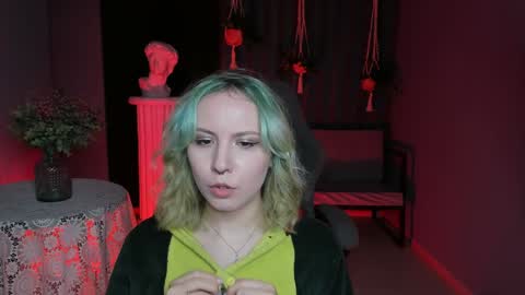 Jasmine online show from 12/24/24, 11:38