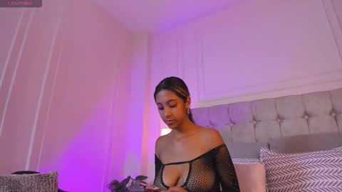 Snapshot of jasmineross_1 chatting on 12/04/25, 08:06 jasmine online show from 12/04/25, 08:06