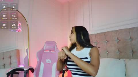 Snapshot of jasmineross_1 chatting on 05/17/26, 01:07 jasmine online show from 05/17/26, 01:07