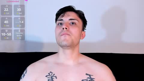 Snapshot of jasonxd98 chatting on 11/13/25, 01:37 Jason online show from 11/13/25, 01:37