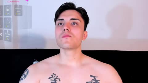 Snapshot of jasonxd98 chatting on 11/22/25, 01:37 Jason online show from 11/22/25, 01:37