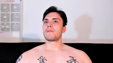 Snapshot of jasonxd98 chatting on 11/30/25, 01:42 Jason online show from 11/30/25, 01:42